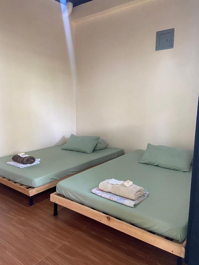 Location One Eighty Bed and Breakfast Bangcusay Eksteriør billede